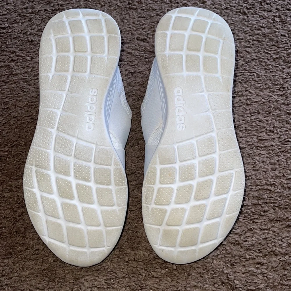Adidas cloud foam Women’s slip on tennis shoes - Picture 5 of 5